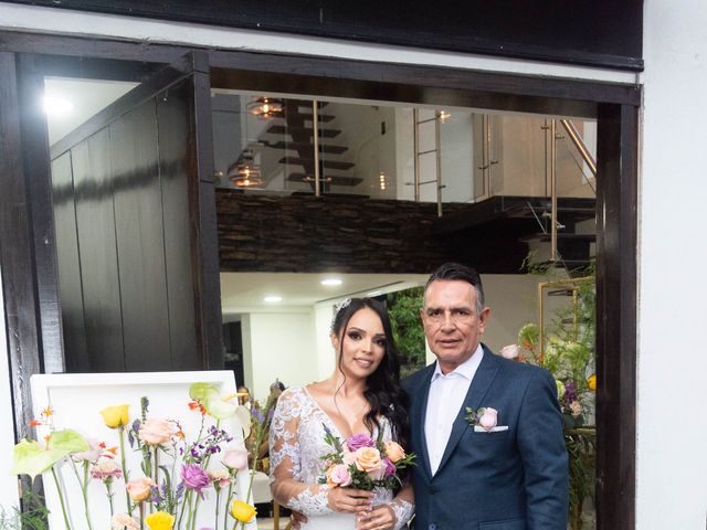 El matrimonio de William  y Daniela en Santa Fe de Antioquia, Antioquia 26
