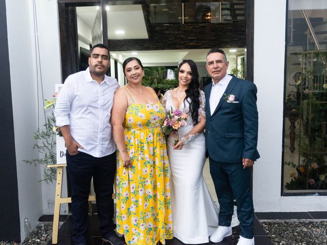 El matrimonio de William  y Daniela en Santa Fe de Antioquia, Antioquia 32