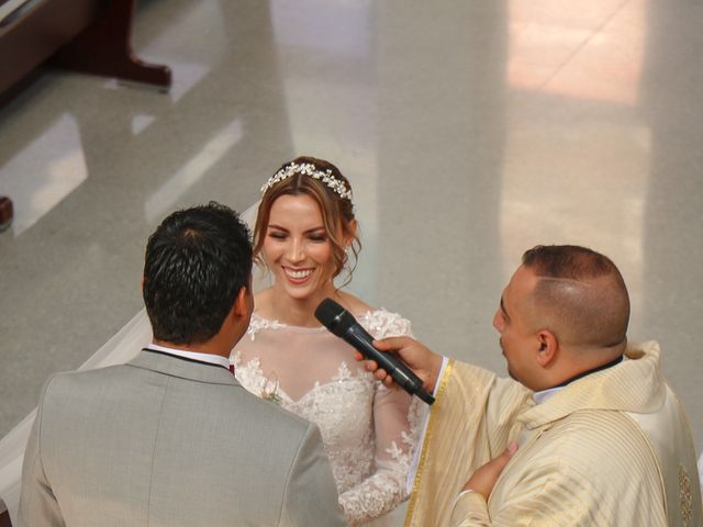 El matrimonio de Alejandro y Lina en Medellín, Antioquia 6