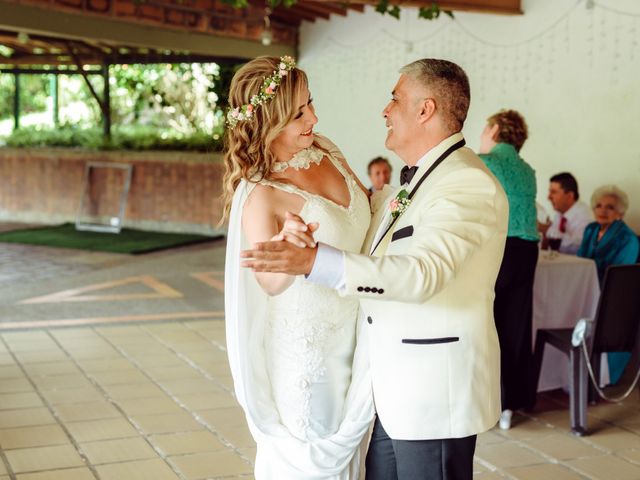 El matrimonio de Luis Fernando y Heidy en Medellín, Antioquia 18
