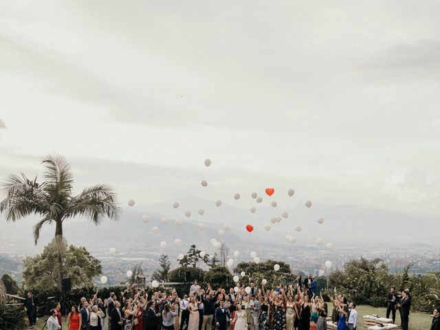 El matrimonio de Laura y Alejandro en Medellín, Antioquia 25