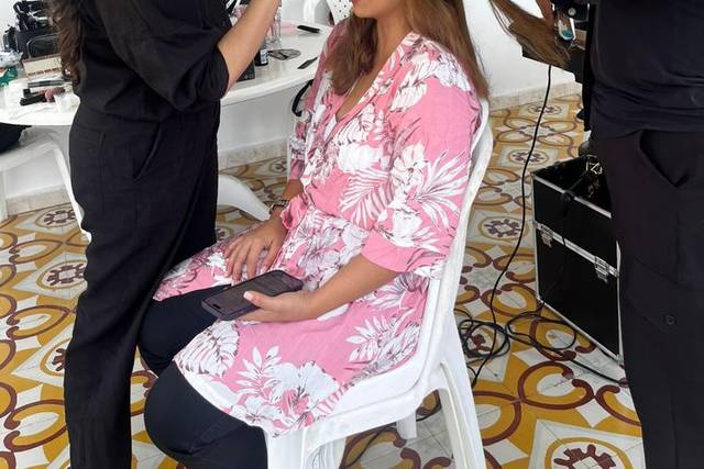 Andrea H Makeup & Hair Artist 1