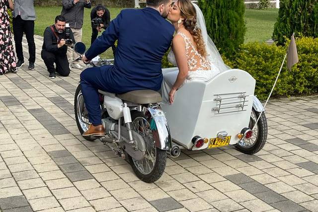 Carros de Bodas Arbeláez Ramírez 4