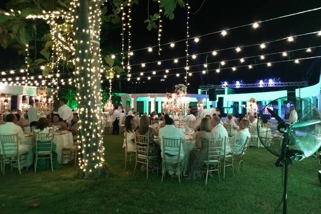 Jhon Arias Producciones 5