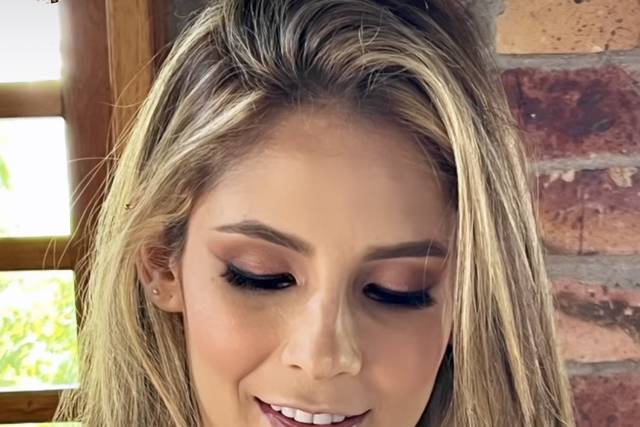 Juli Bermúdez Makeup 1