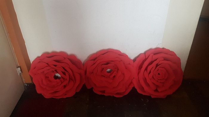 y presento mi nuevo proyecto...flores gigantes para el set de Fotos! - 1