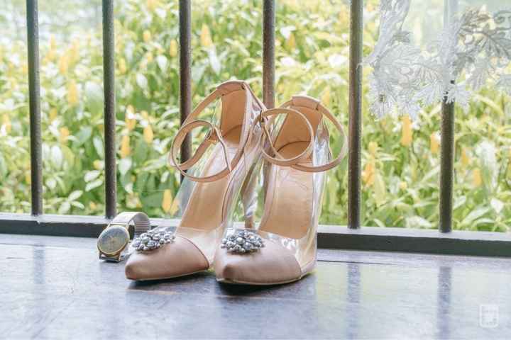 Zapatos con transparencia para tu look de novia - 1