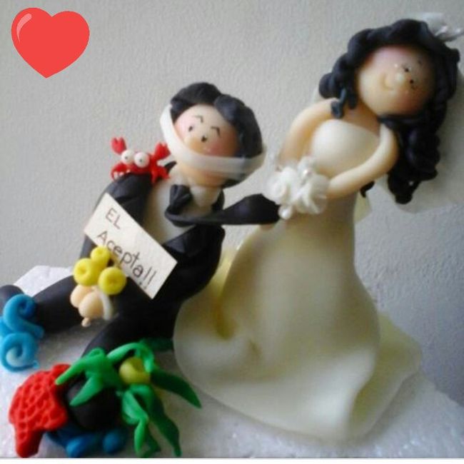 Con ustedes, nuestras figuras de pastel de bodas!! 👰🤵🙌❤ 3