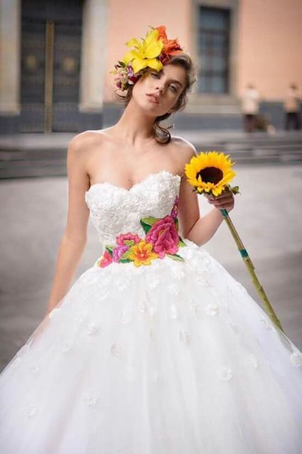 Vestidos de novia con flores 🌺 ¿Alguno es para ti? 1