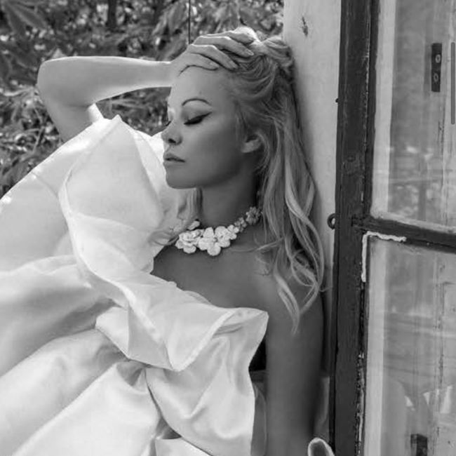 En secreto, Pamela Anderson se casa por QUINTA vez 😱 1