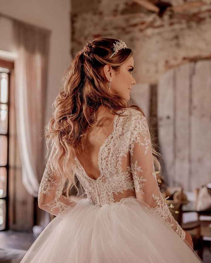 Detallémonos el vestido de novia de Laura de León 💕 - 7