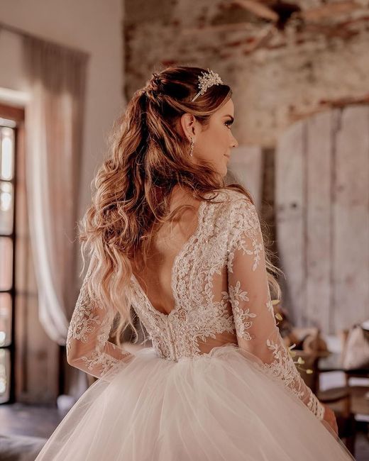 Detallémonos el vestido de novia de Laura de León 💕 7