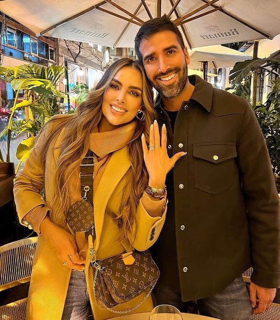 Se comprometió Sara Corrales: ¿Qué tal ese anillo? 💍 4