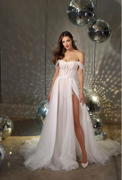 ¿Quieres un vestido de novia juvenil y moderno? Inspírate aquí 👗 - 6