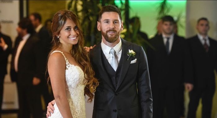 Messi y Antonela: ¡Un amor lleno de goles! ⚽ 3