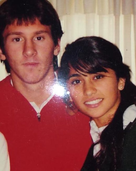 Messi y Antonela: ¡Un amor lleno de goles! ⚽ 2