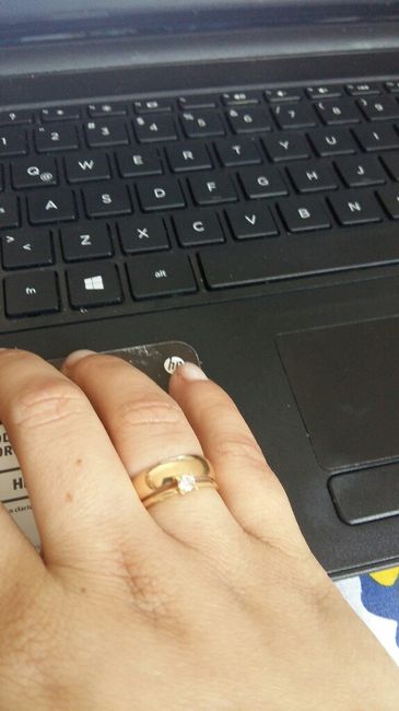 Como se debe usar la argolla de matrimonio y el anillo de compromiso? - 1