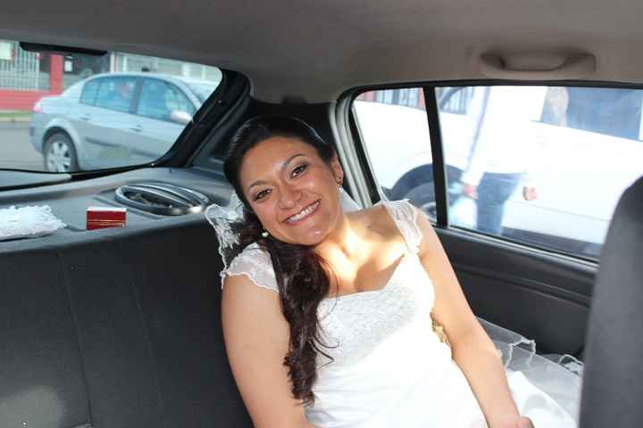 La novia en el carro