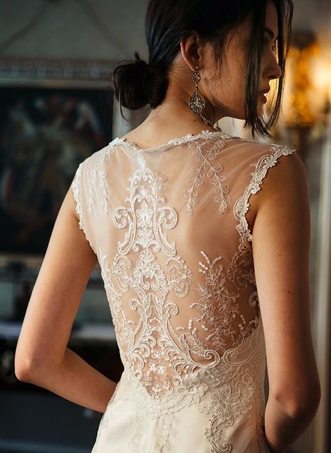 3 backless wedding dresses ¡Vote for your favourite! 3