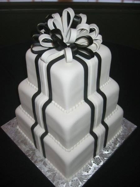 10 pasteles en blanco y negro 2