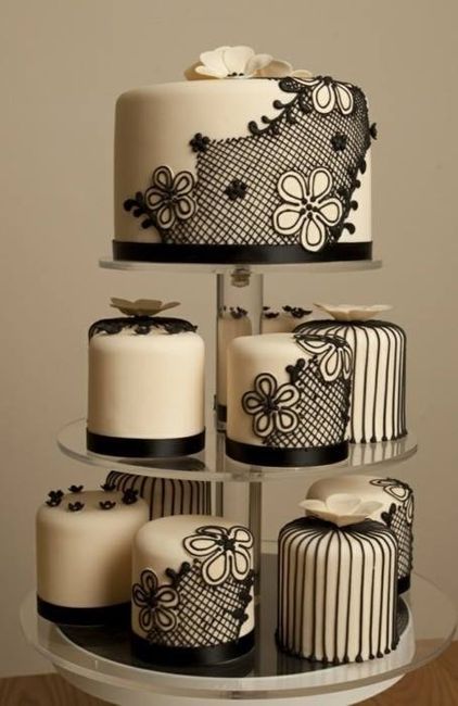 9 torta de bodas con encaje negro 7