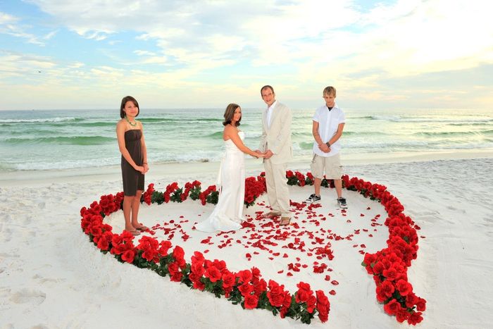 Altares para un matrimonio en la playa