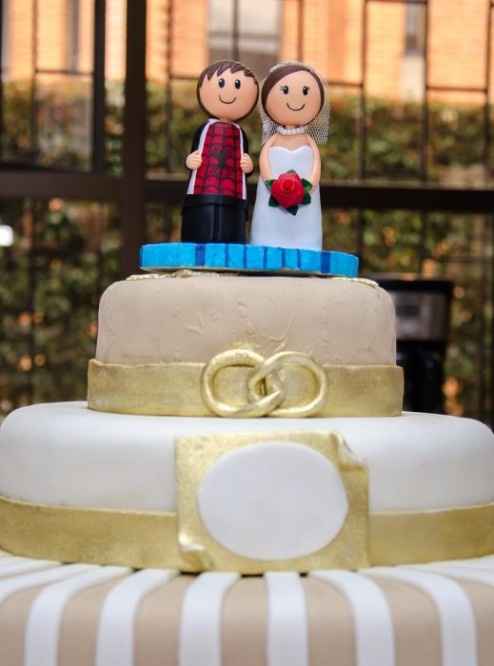7 cake toppers elegidos por parejas colombianas 