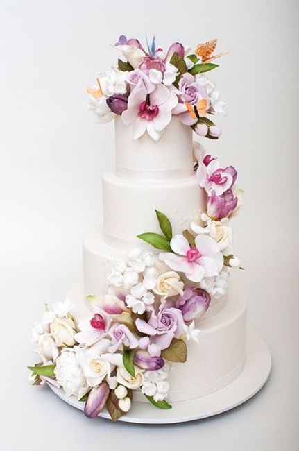 Pasteles con flores de azúcar