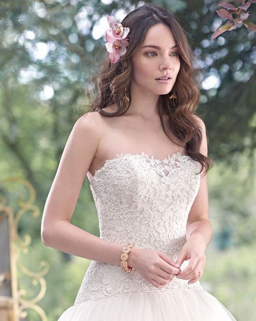 Diseña tu vestido de novia: ¡Escoge el escote! 6