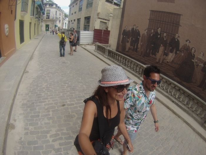 Caminando por las calles de la Vieja Habana