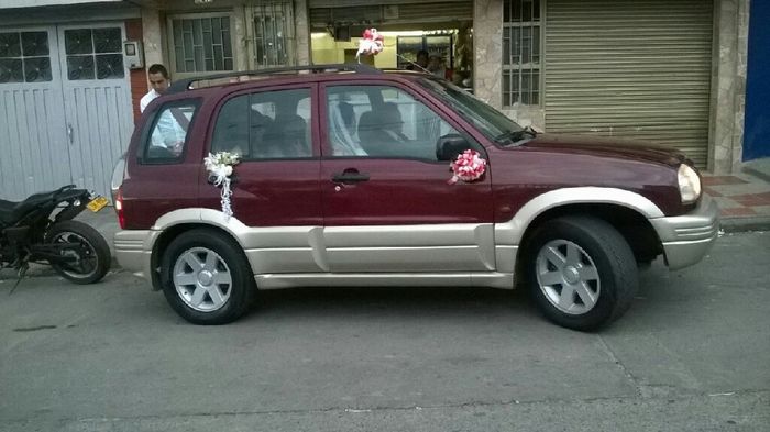 ¿Cómo van a decorar el carro de los novios? - 2