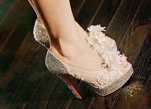 Zapatos 'high fashion' para el matrimonio 