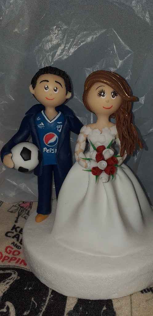 2 matrimonios, 2 cake toppers. ¿Cuál prefieres? - 1