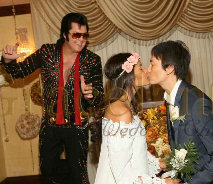 ¿Y si te casara Elvis en Las Vegas? - 2