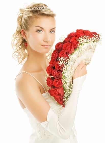 ¿Cambiarías el ramo por un abanico de novia como estos? 6