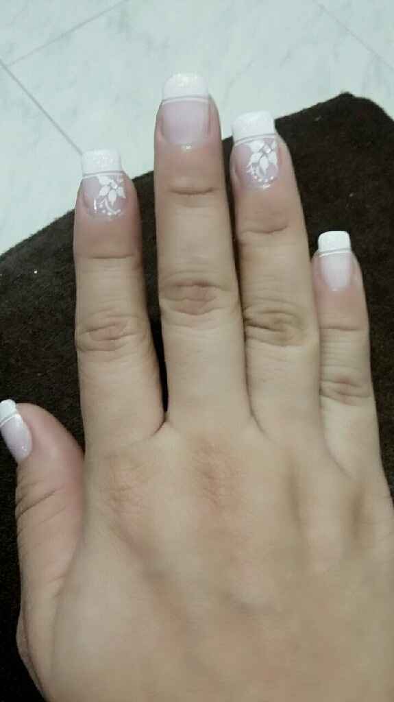 Mis uñas a un dia - 2