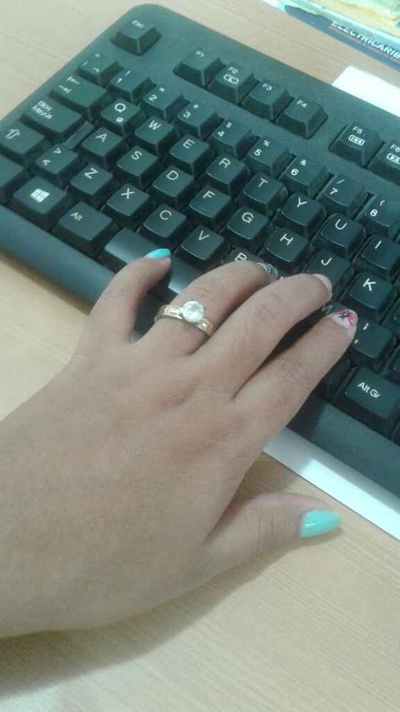Luces tu anillo de compromiso?!! - 1