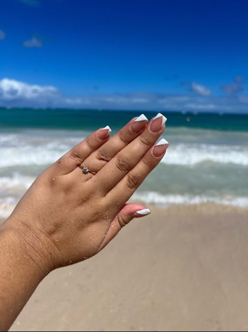 ¿Tenías las uñas arregladas cuando te propusieron matrimonio? - 1