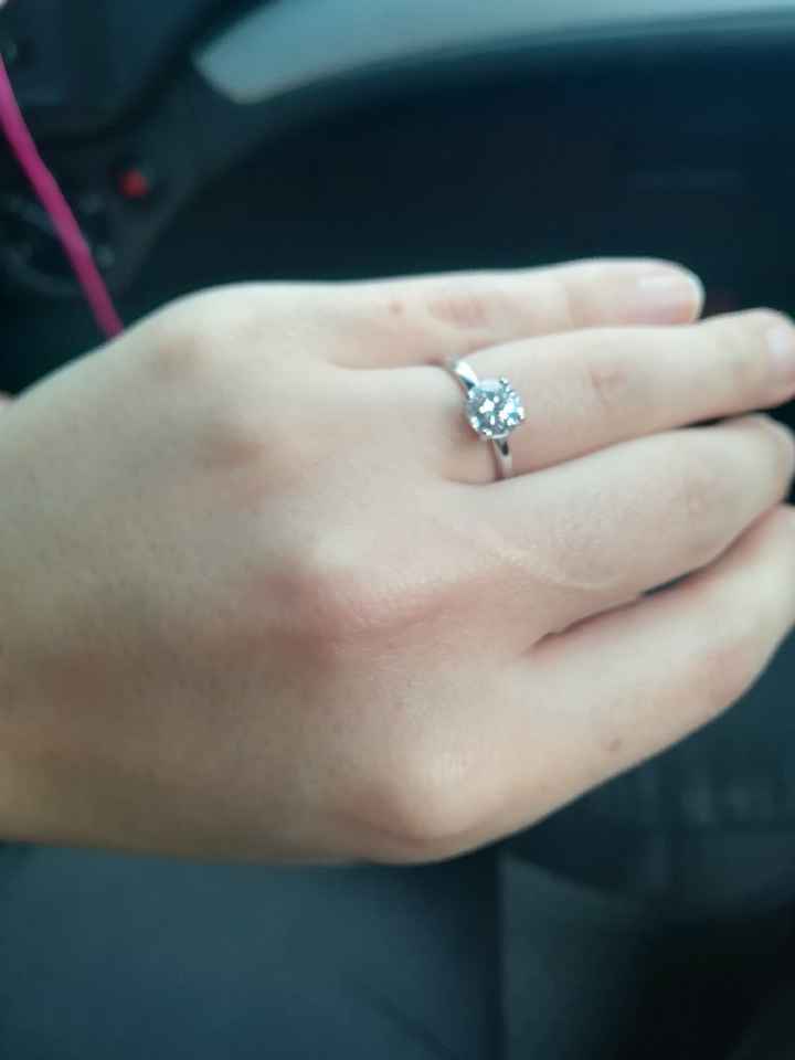 Nuevamente tengo mi hermoso anillo de compromiso - 1