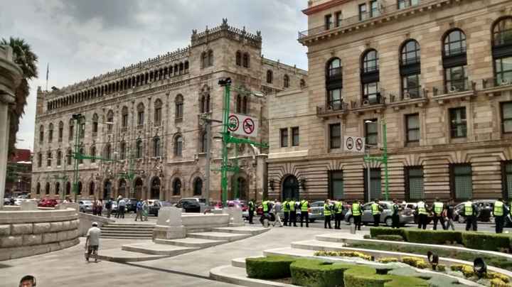 Banco de México y Palacio de Correos