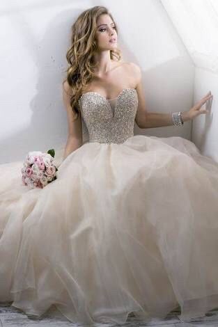 Peinado para vestido strapless - 10