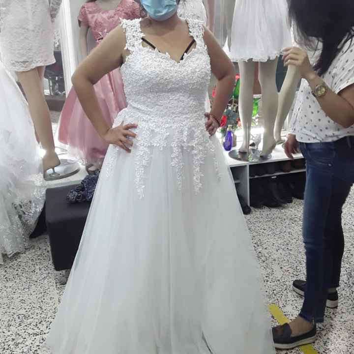 Prueba de vestido de novia - 1