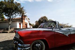 M.G.G. Deluxe Classic Cars