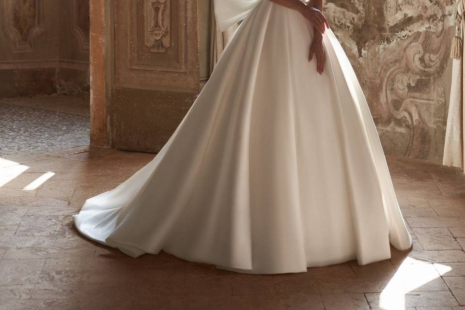 Vestido de novia minimalista