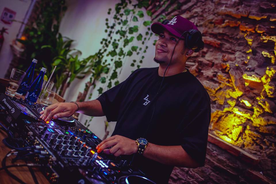 DJ Lucho Beat