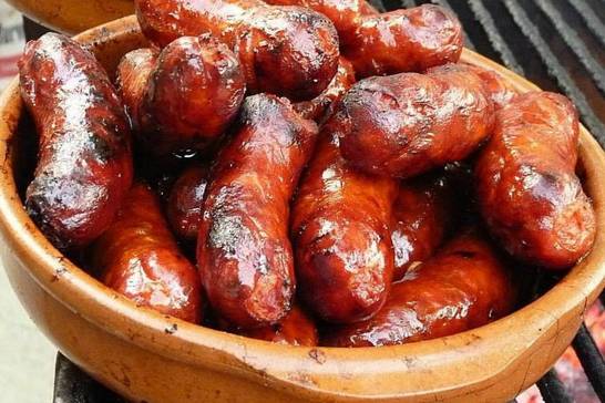 Chorizos al carbón