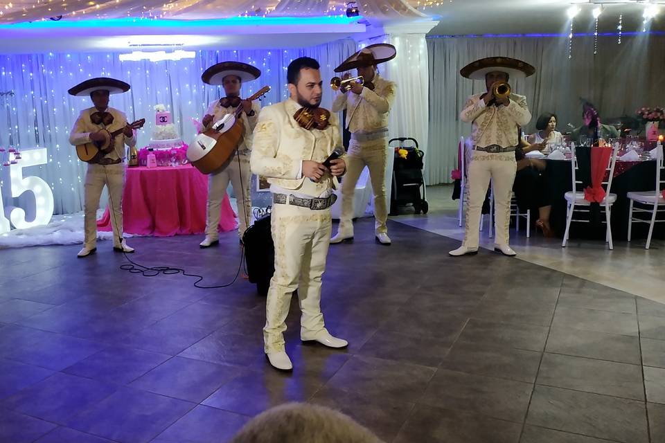 Mariachi Aventurero