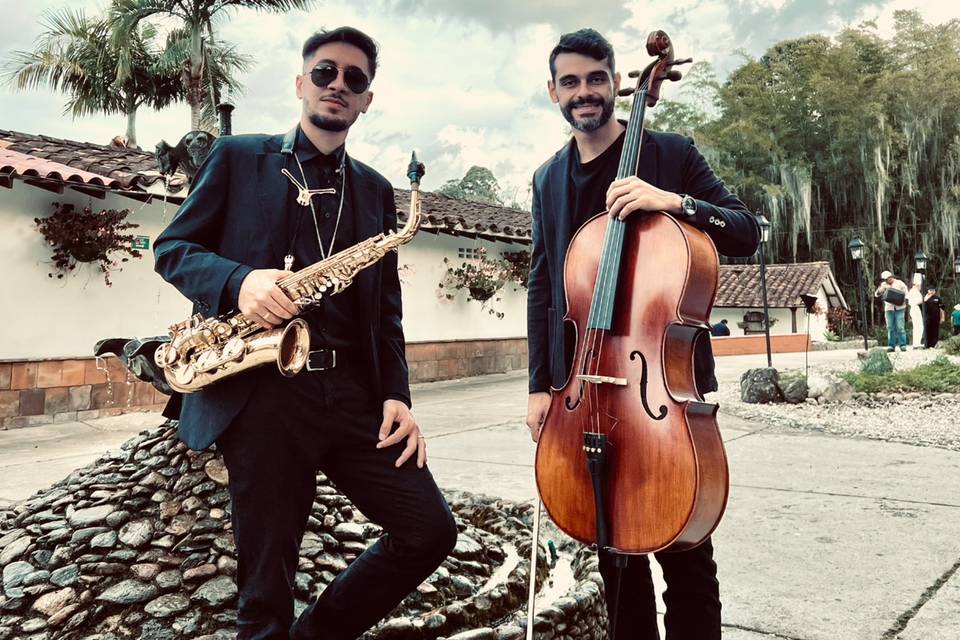 Sax y Cello