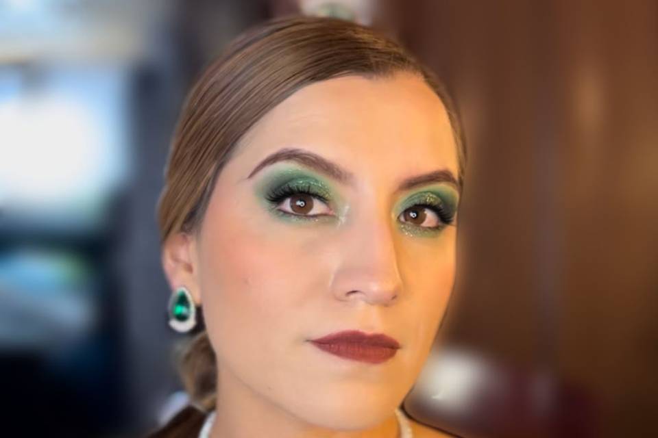 Maquillaje tonos verdes