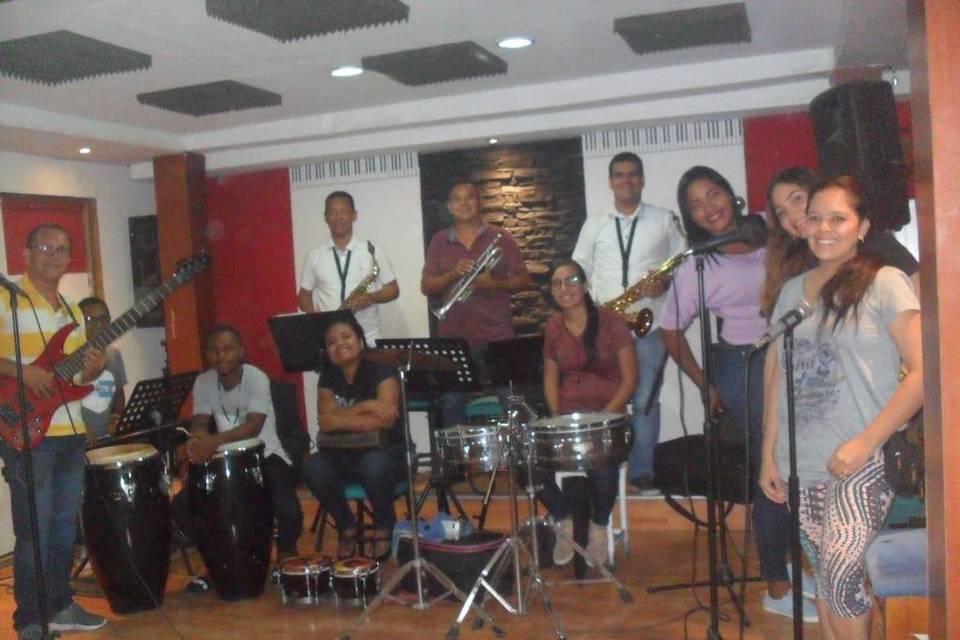 Orq. Fantasia caribe (ensayo)